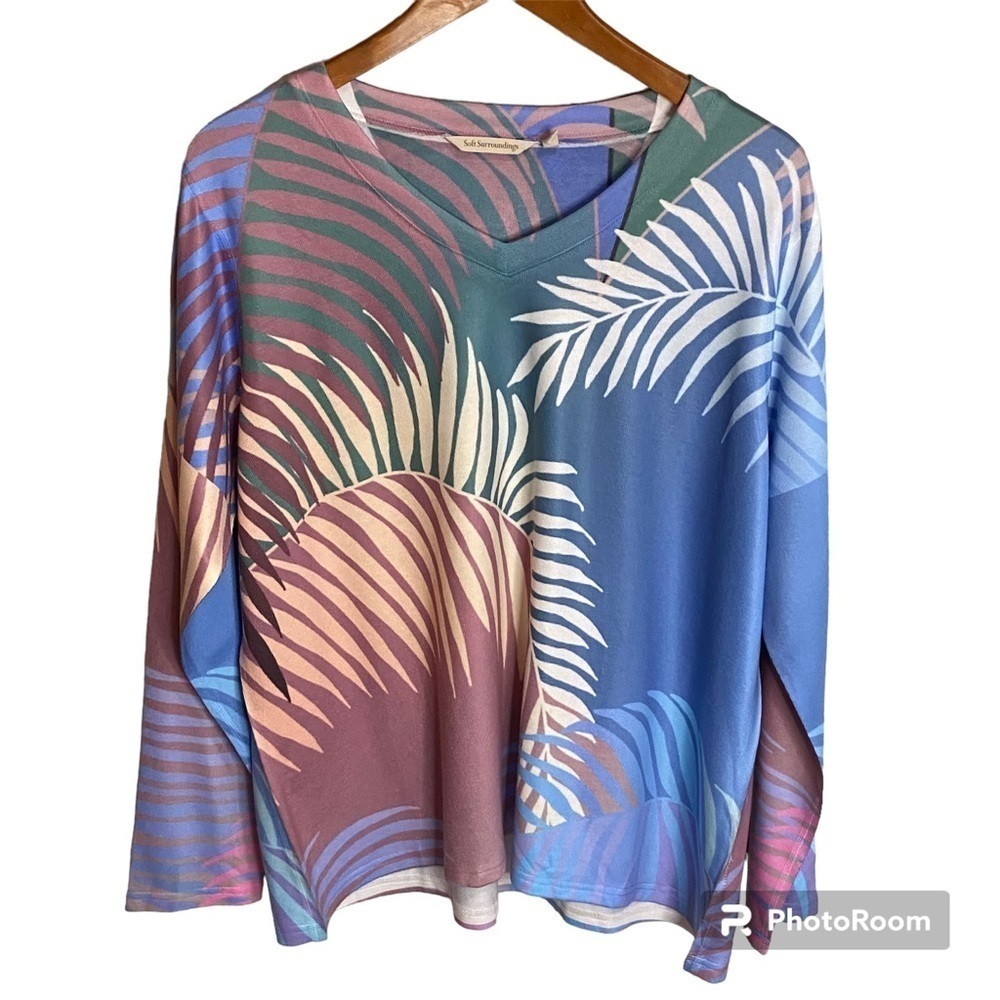 SOFT SURROUNDINGS / Tropical Floral Print V-neck Long Sleeve Sweater Size PXL